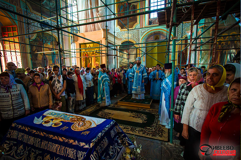 Литургию на Престольный праздник возглавил епископ Выксунский и Павловский Варнава.